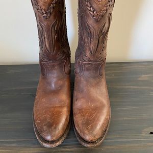 Women’s cowboy boots